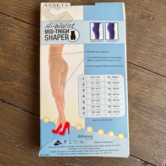 SPANX Assets Women's 2 (125lbs-155lbs) High Waist Mid Thigh Shaper Shorts Nude - Picture 3 of 6